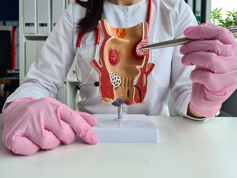 Itching in the anal area